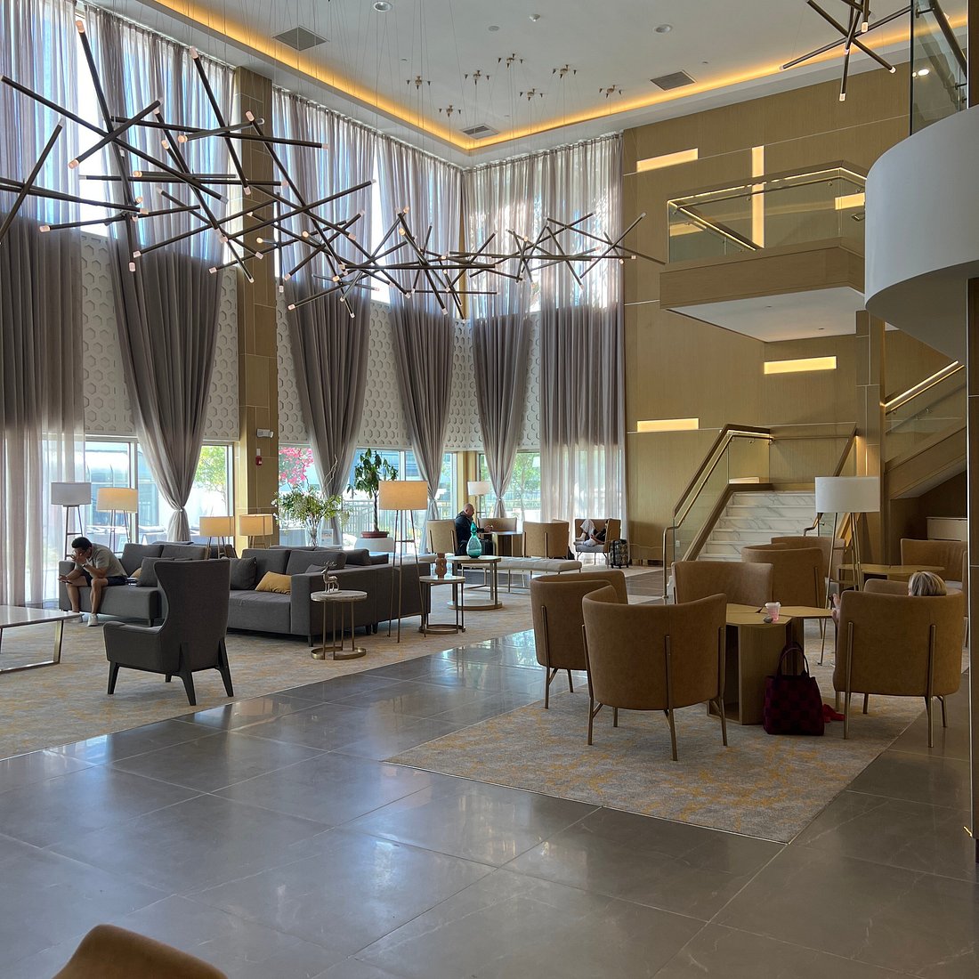 Delta Hotels Ontario Airport 5